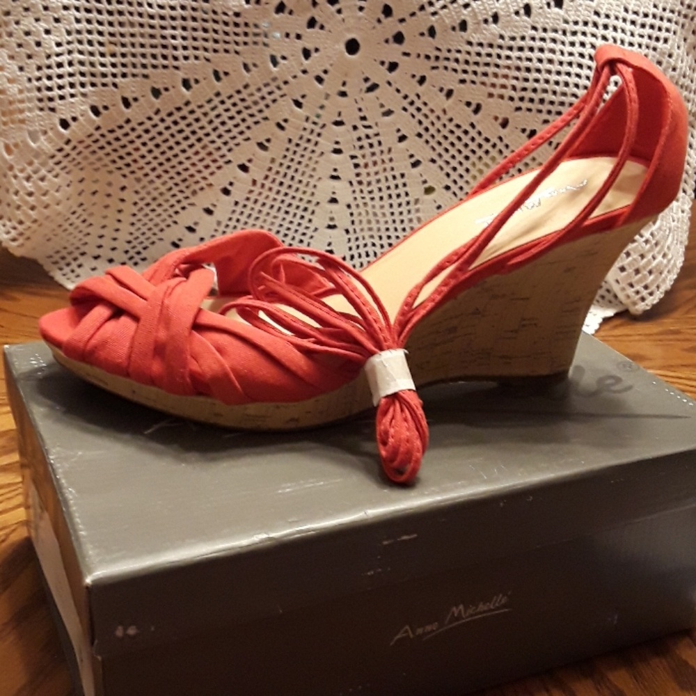 NEW Anne Michelle Espadrilles